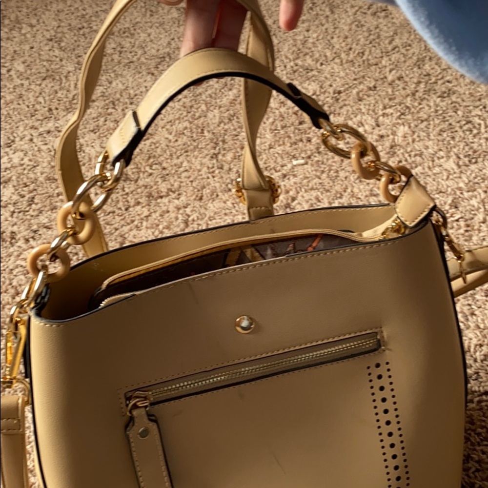 Purse - Picture 3 of 3